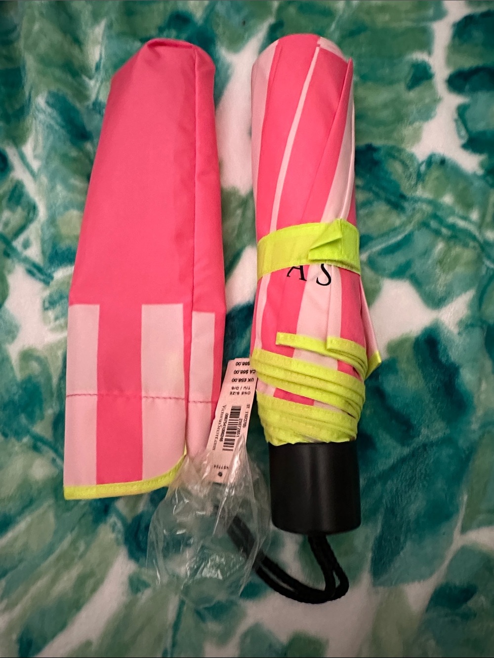 Victoria’s Secret Compact Umbrella,New